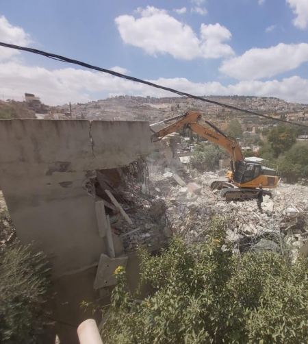 الاحتلال يهدم 3 منازل في سلوان بزعم البناء الغير مرخص